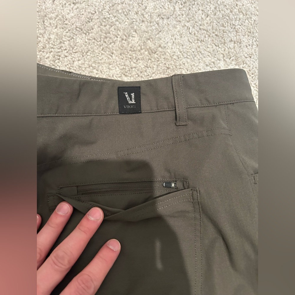 Vuori Meta Pants - Green - 34 Waist